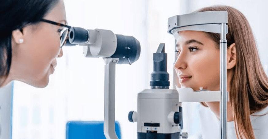 4 Situations When Eye Doctors Recommend Specialist Referrals